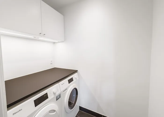 Fantastic 2-br In - 242 아파트 *